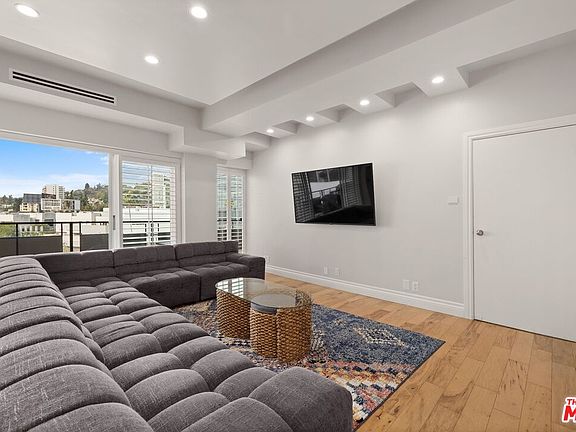 4th image of 1155 N La Cienega Blvd APT 1109