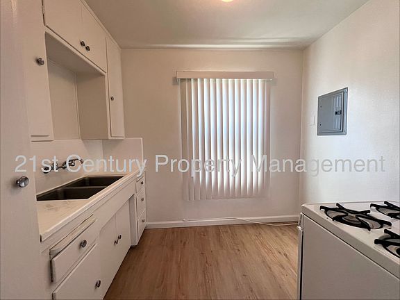 2nd image of 3355 Independence Ave Unit 3355D