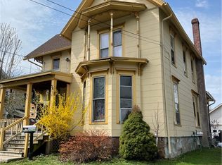 38 N Main St, Holley, NY 14470