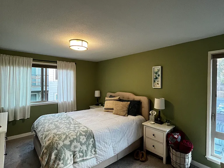 12349 Roosevelt Way NE #402 — Photo 6