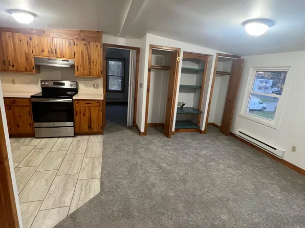 15 Marjorie Rd #1A, Albany, NY 12205