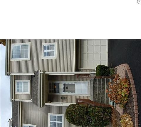 Front Entrance #810 Foxboro Townhouse