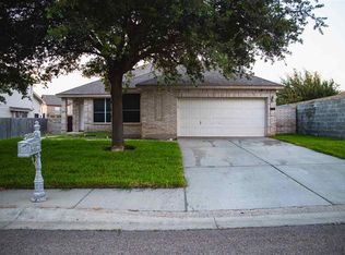 2712 Centenario Dr, Laredo, TX 78045