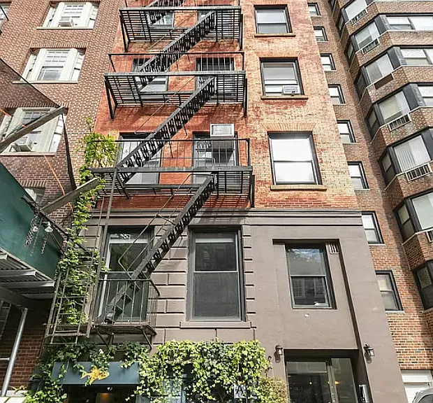57 W 10th St #7B — Photo 10