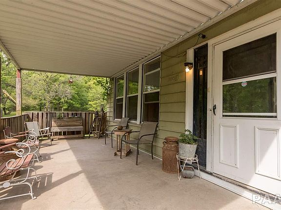 2nd image of 2802 NE Perry Ave