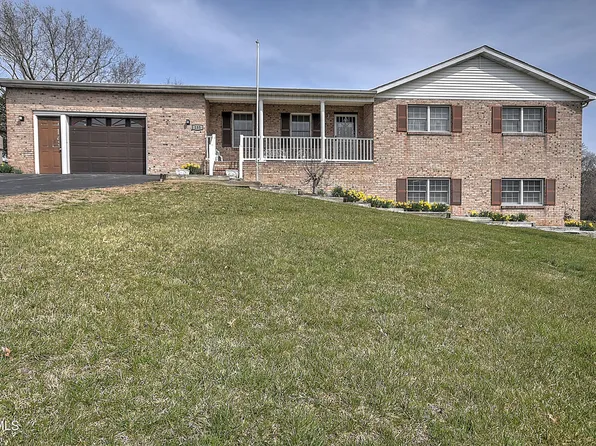 155 Flintlock Cir, Bristol, VA 24201