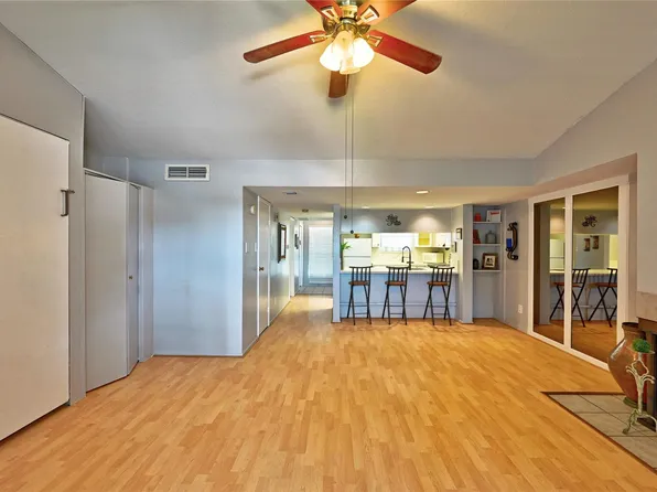 14777 Wunderlich Dr APT 808, Houston, TX 77069