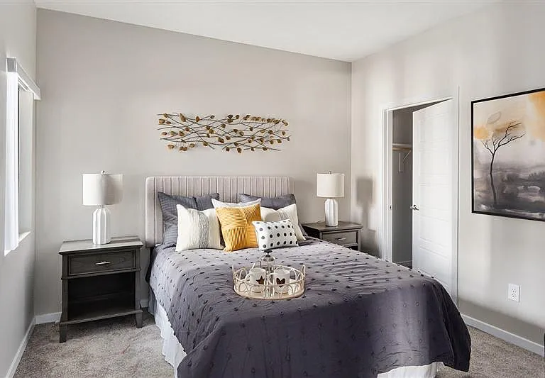 Avari Modern Apartments — Photo 14