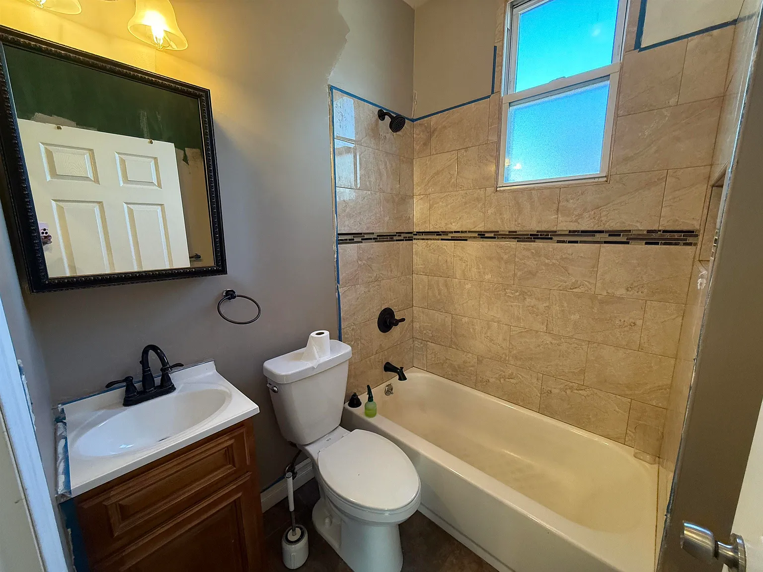 1 bed, 1.0 bath, 850 sqft, $2,200 — Photo 3