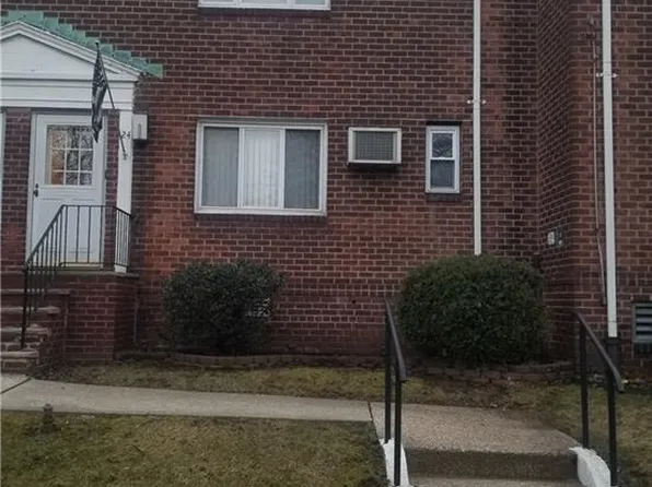 24 Seth Ct #A, Staten Island, NY 10301