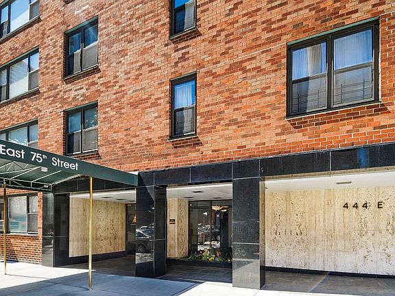 5th image of 444 E 75th St APT 5J