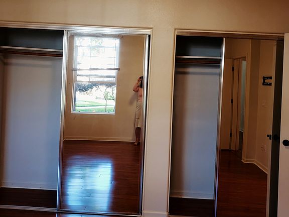 2nd image of 610 Sunrise Dr Unit 3E