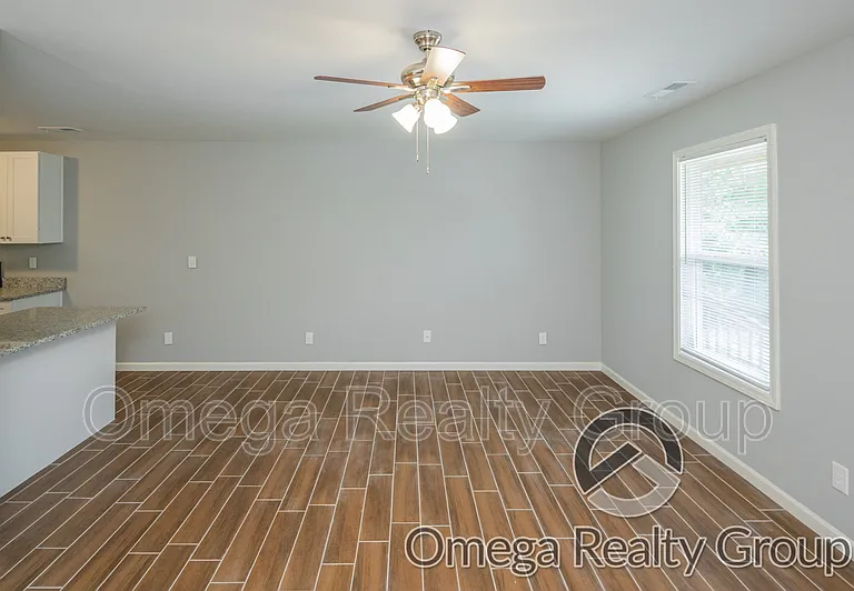1178 Aquarius Dr — Photo 9