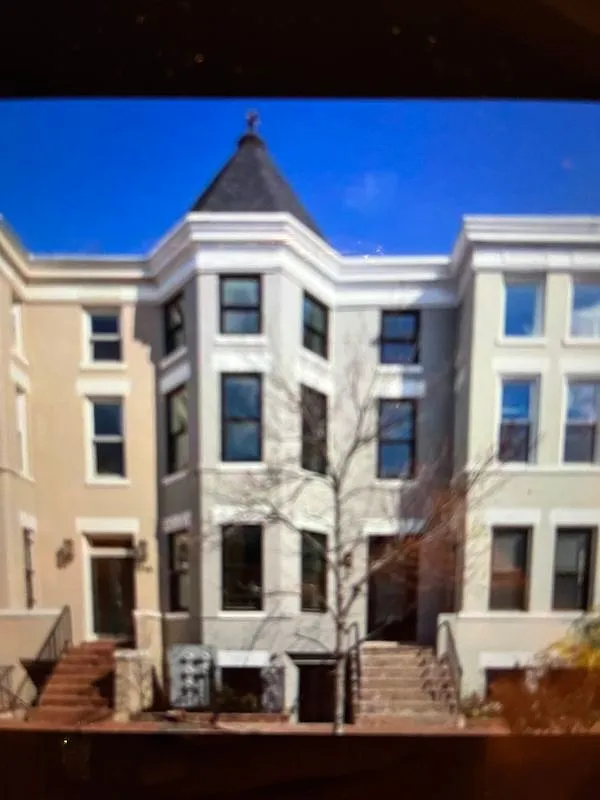 1 bed, 1.0 bath, 650 sqft, $2,500 — Photo 1