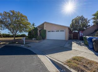 13771 Linfield Ave, Sylmar, CA 91342
