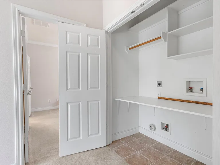 7138 Sun Village Dr — Photo 16
