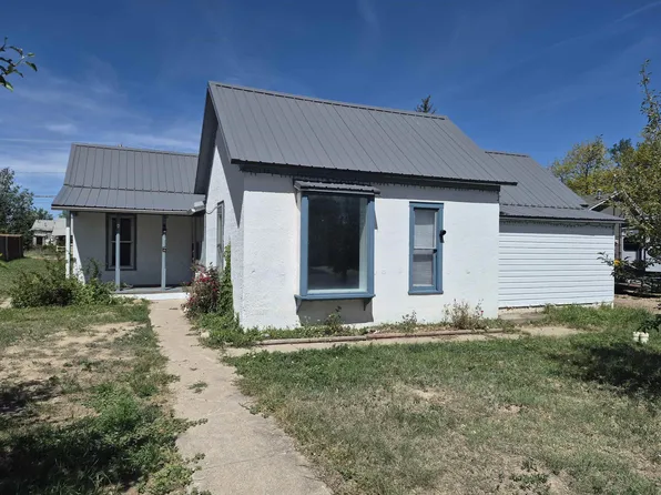 705 15th St, Wheatland, WY 82201