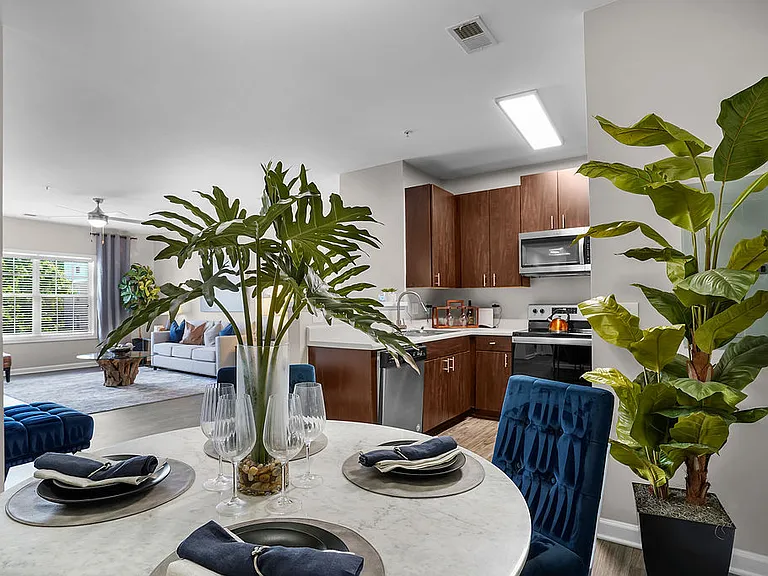 Reserve at Stone Hollow — Photo 31