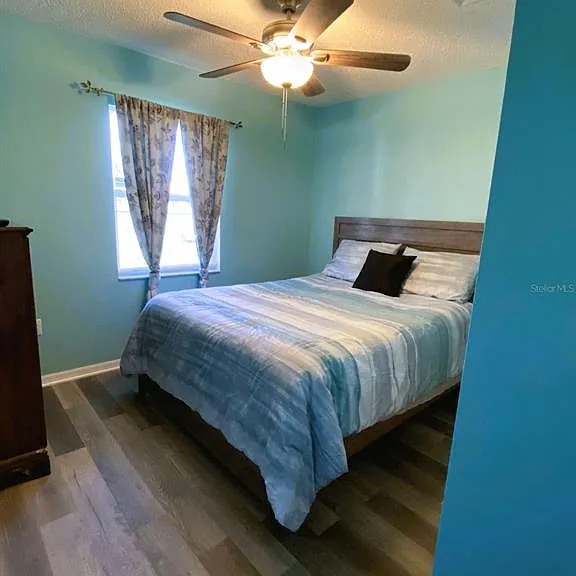 111 Lindale St — Photo 13