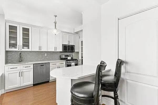 Sold by William Raveis Real Estate | media 14