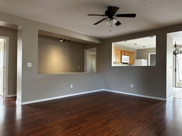 1126 S Fresno Ct