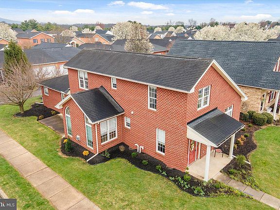 5th image of 650 Observatory Dr