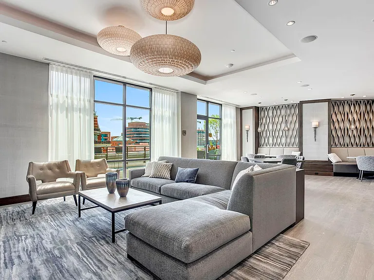 Penthouse Club Room
