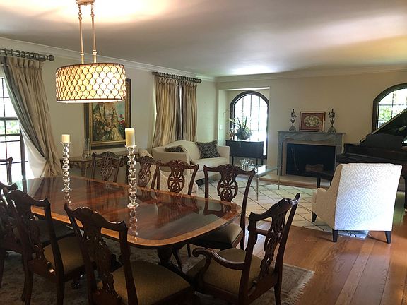 Formal dinning and living room