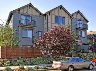 317 N 64th St, Seattle, WA 98103