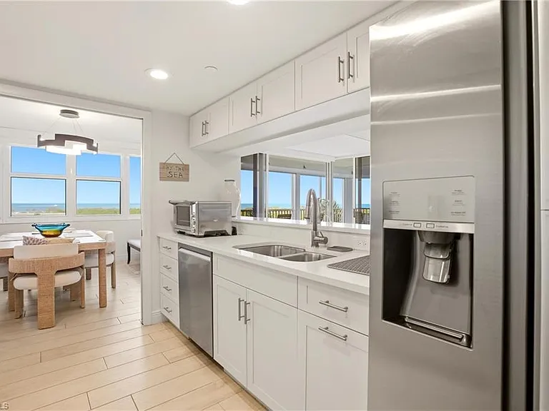 5550 Heron Point Dr #503 — Photo 7