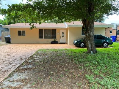 6711 Garfield Street, Hollywood, FL, 33024
