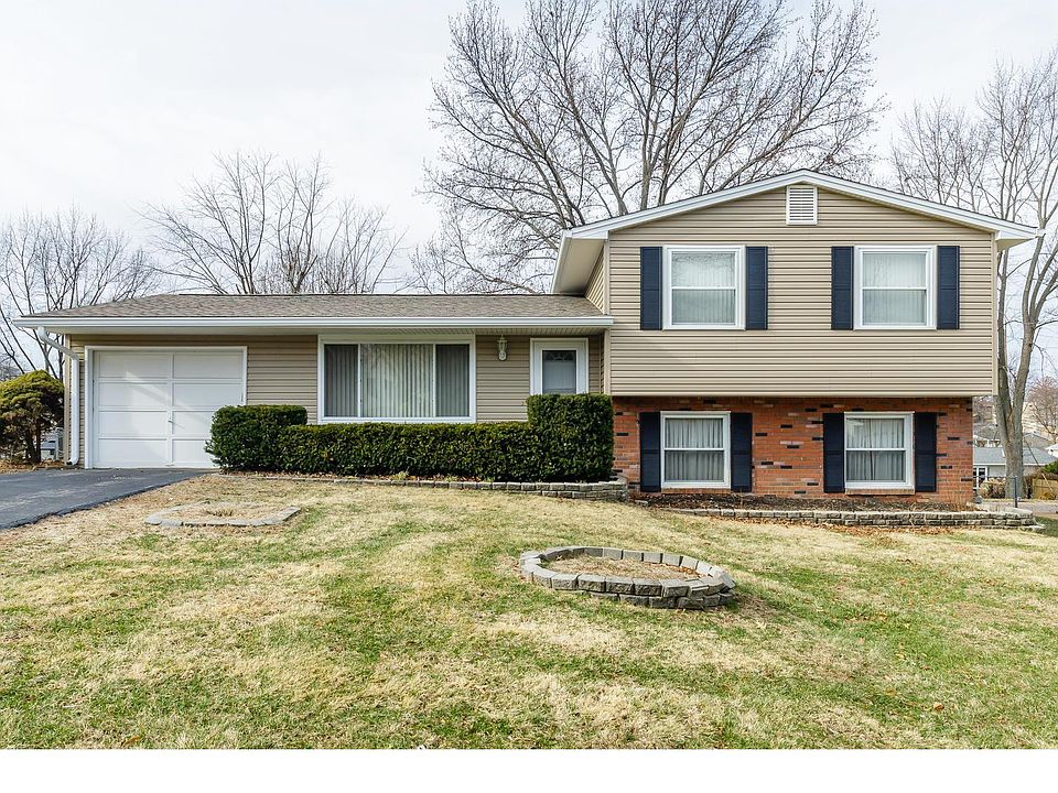 1st image of 1333 Henriette Hills Dr
