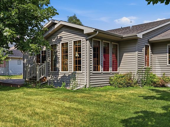 5th image of 367 N 19th Ave