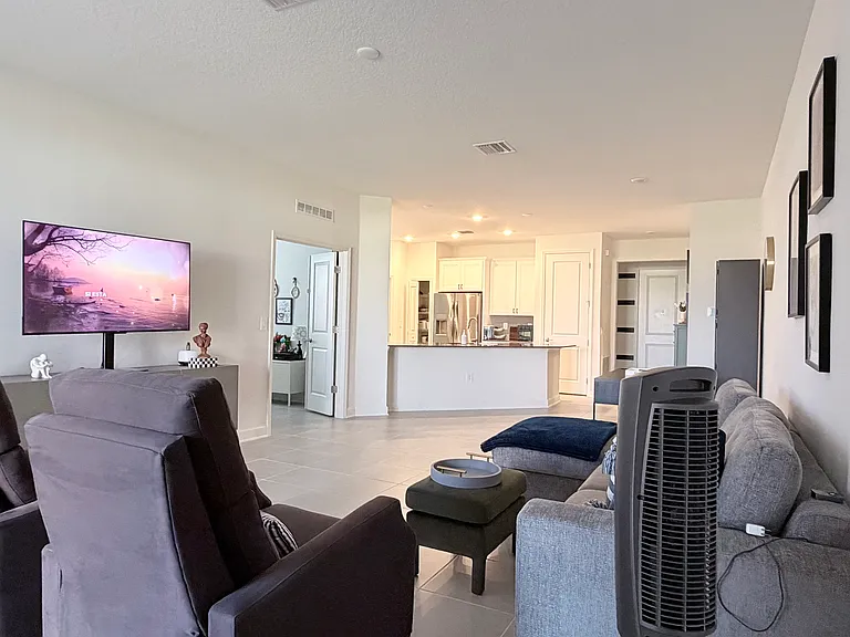 2619 Peace Of Mind Ave — Photo 9