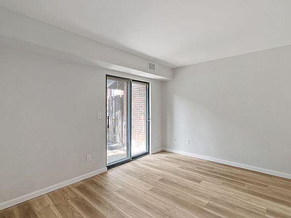 2nd image of 4363 Tavistock Cir
