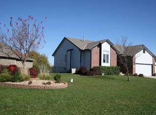11526 W Chartwell Cir, Wichita, KS 67205