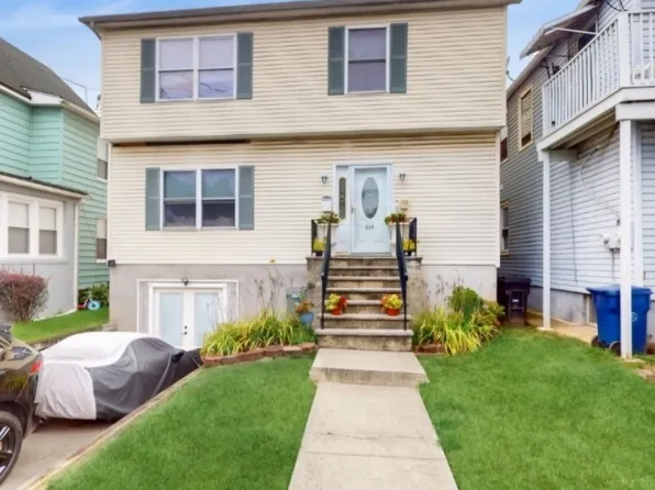 614 W 3rd St, Plainfield City, NJ 07060