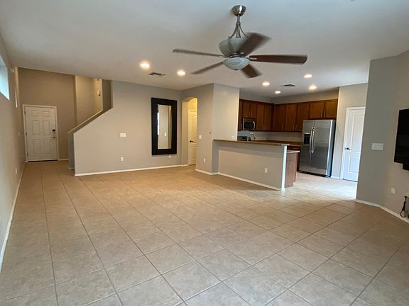 3rd image of 2238 W Night Air Ln