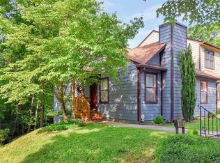 915 Stonehenge Rd, Charlottesville, VA 22901