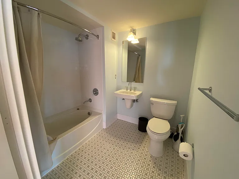 700 Grove St #4F — Photo 17