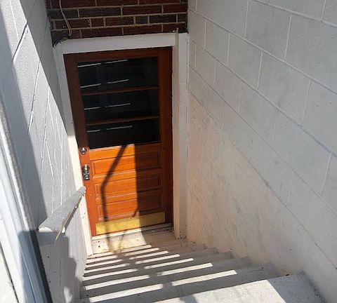 LOWER LEVEL ENTRANCE