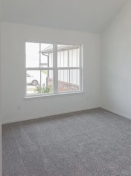 8205 NW 151st Ter — Photo 16