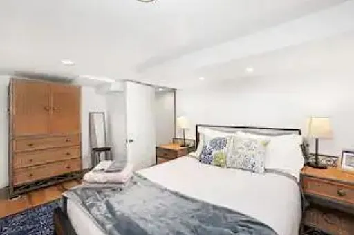 1414 W Fletcher St #1R — Photo 10
