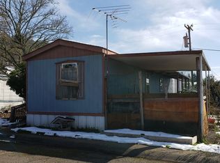 111 Athena Ln, Roseburg, OR 97470