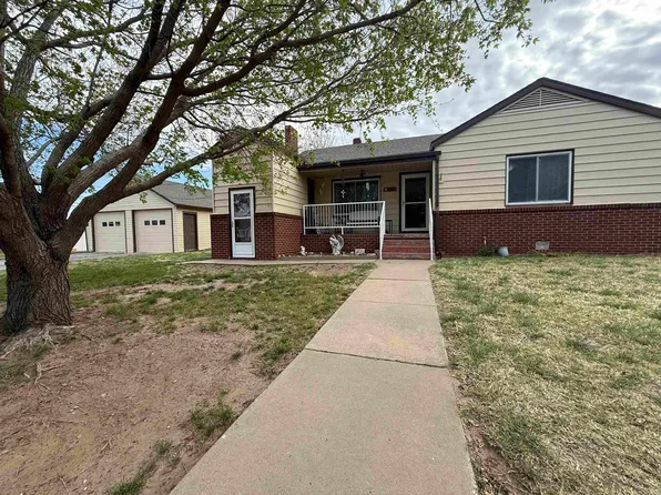 1124 15th St, Woodward, OK 73801