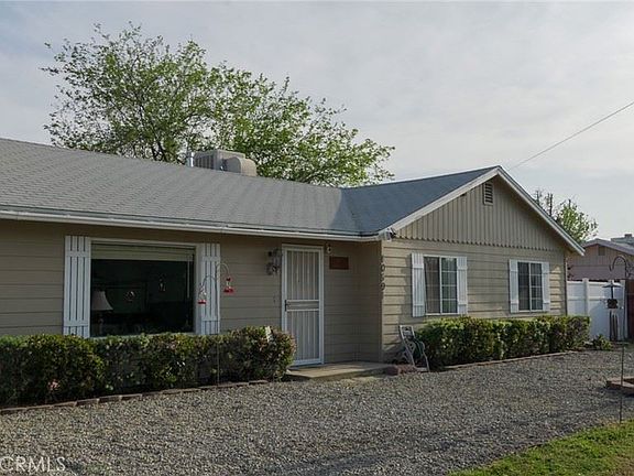 3rd image of 40591 Johnston Ave