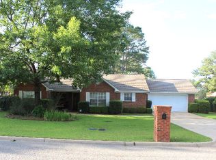 102 Mannington Ct, Dothan, AL 36305