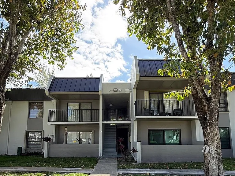 10403 N Kendall Dr #A209 — Photo 4