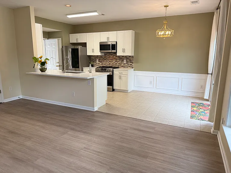 3607 Gainesway Trce — Photo 7