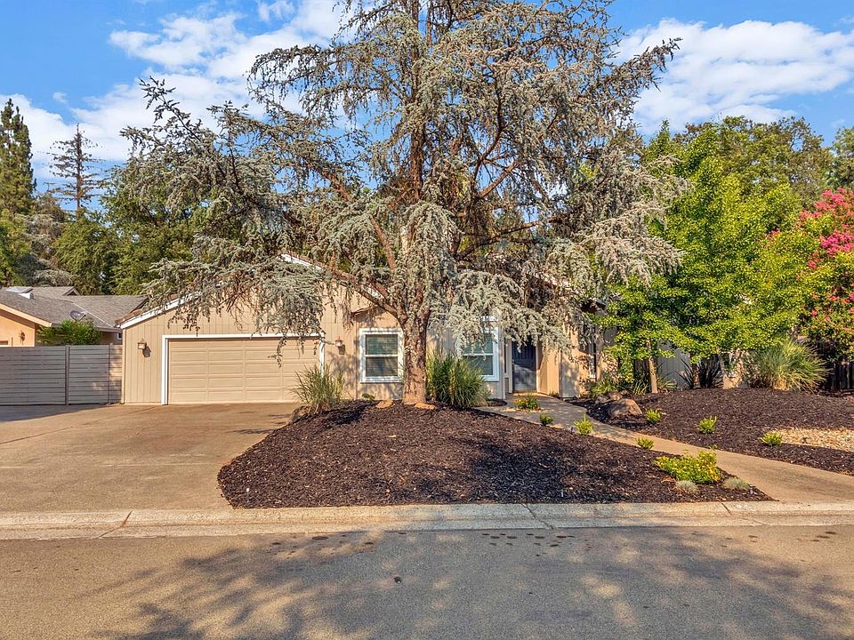 2nd image of 4738 Lei St